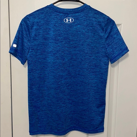 NWOT Under Armour T-shirt - Picture 3 of 3